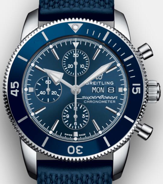 The blue timepieces have gentle and decent styles. 