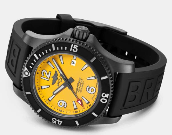 New-selling duplication watches online introduce the black steel material.