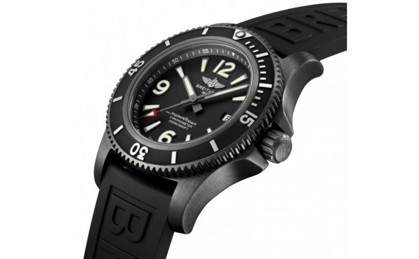 The black dials copy watches are designed for men.